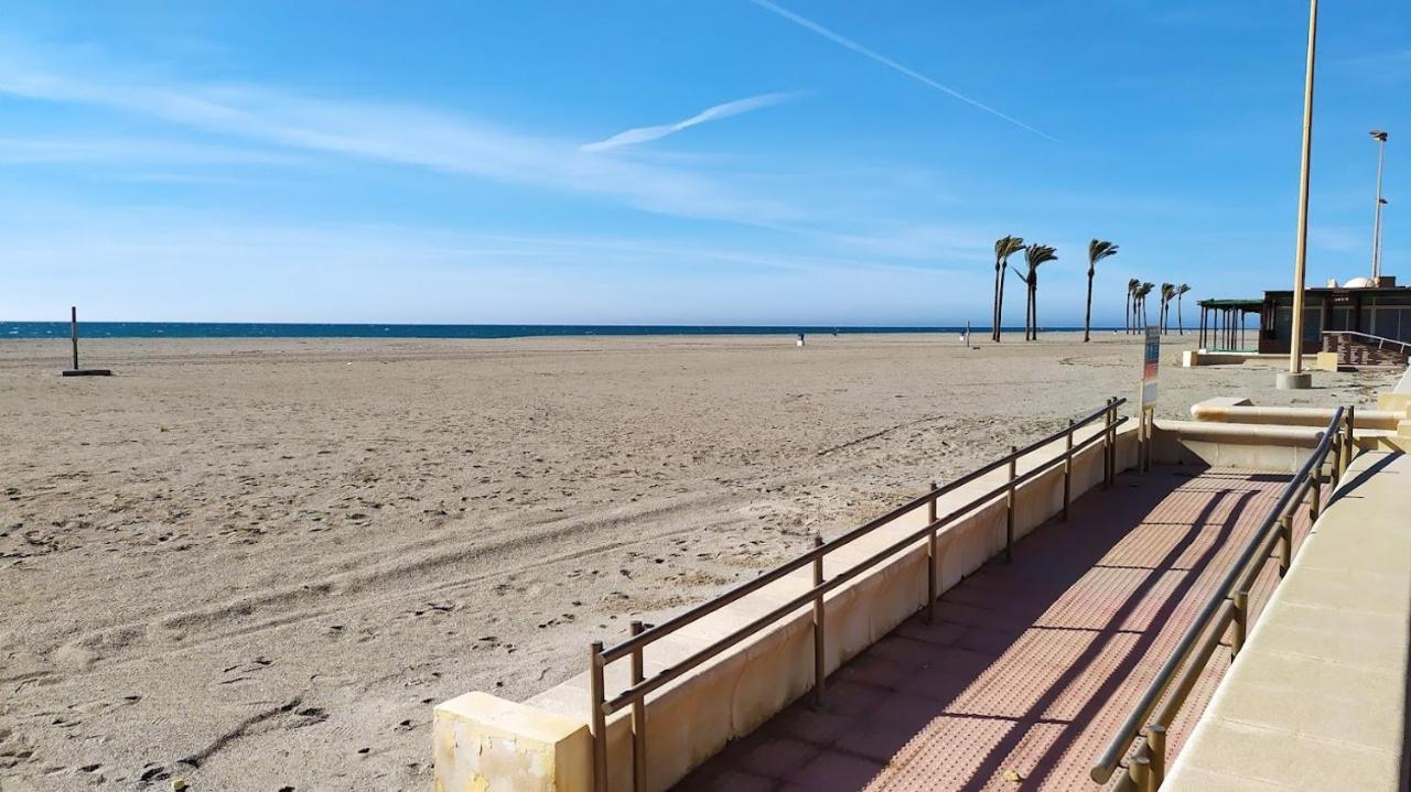 Coqueto Con Terraza En La Playa Apartment Roquetas de Mar