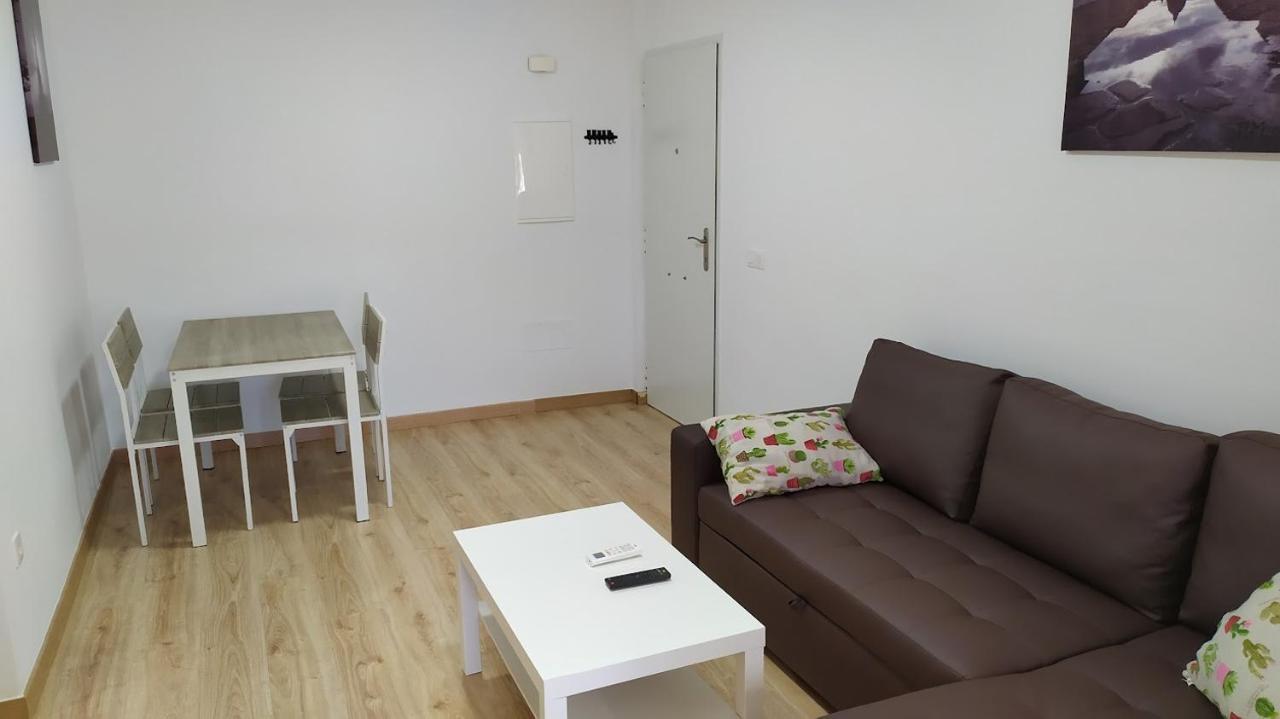 Coqueto Con Terraza En La Playa Apartment